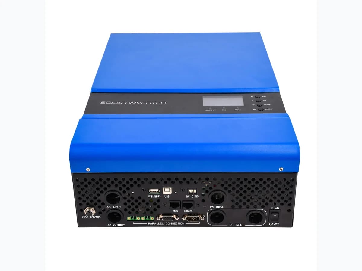 Onduleur solaire bleu vu de dessus, bornes AC et DC en façade